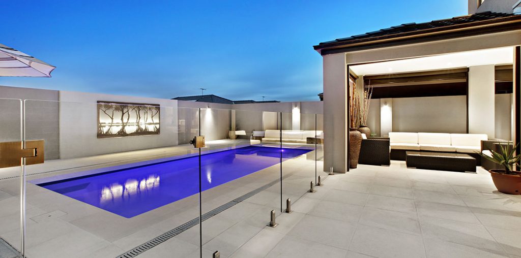 Swimming Pool Gallery & Backyard Pool Ideas | Sapphire Pools