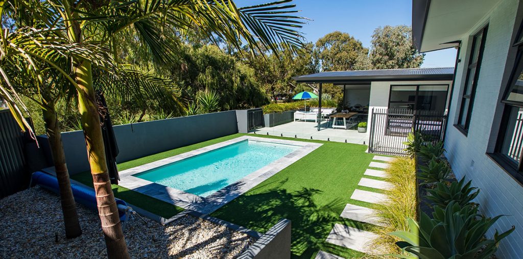 Swimming Pool Gallery & Backyard Pool Ideas | Sapphire Pools